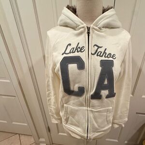 Vintage-Like Women's Old Navy Lake Tahoe CA Cream Hoodie Faux Fur Trim
Size L